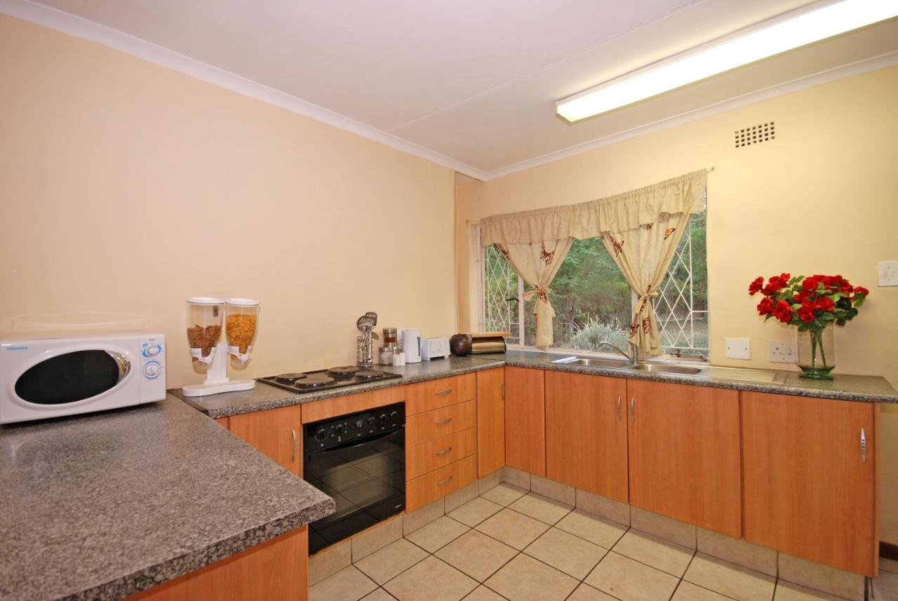 Hoopoe Haven Guest House Chartwell Esterno foto