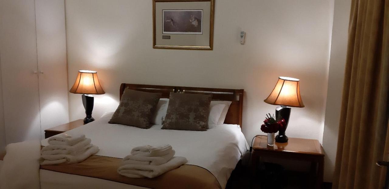 Hoopoe Haven Guest House Chartwell Esterno foto