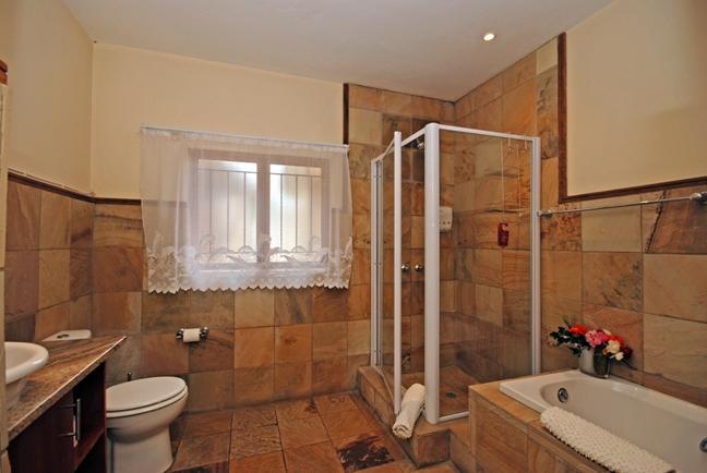 Hoopoe Haven Guest House Chartwell Esterno foto
