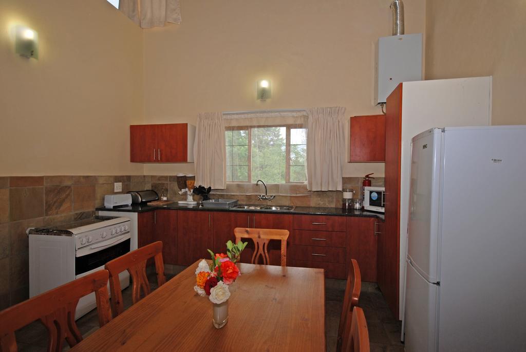 Hoopoe Haven Guest House Chartwell Esterno foto