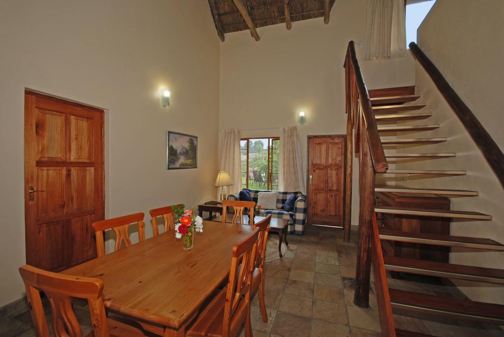 Hoopoe Haven Guest House Chartwell Esterno foto